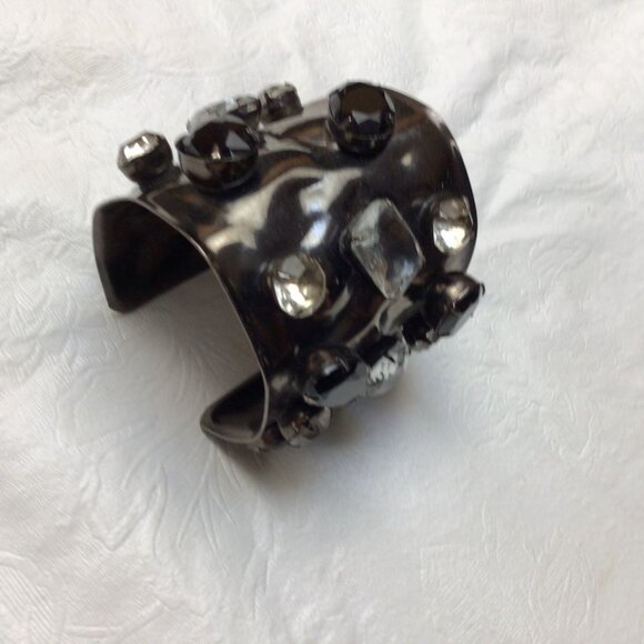 vintage cuff chunky bracelet - Picture 3 of 4